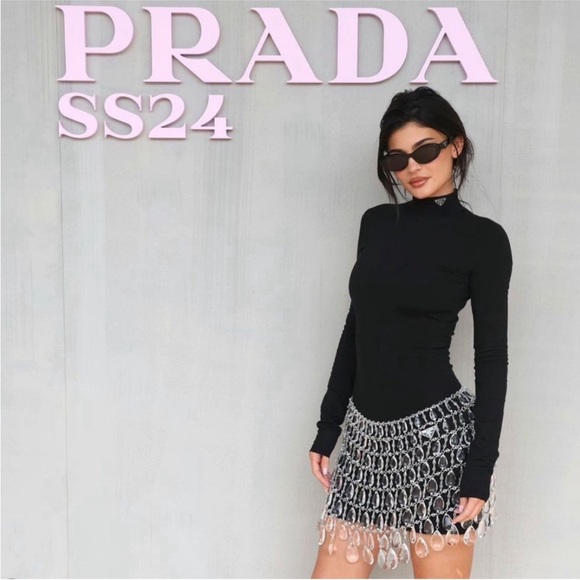 Prada PR 26ZS Sunglasses - Picture 8 of 9